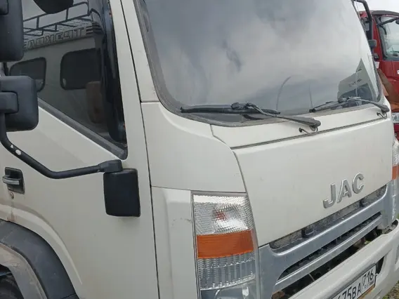 Тентованный грузовик JAC N120 2022 года б/у фото 2