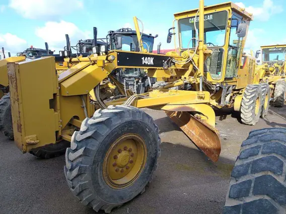 Грейдер Caterpillar 140 K 2015 года б/у