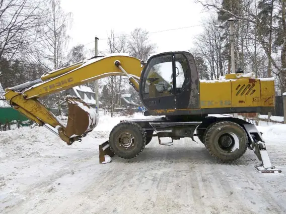 Экскаватор Твэкс ЕК 18-20 2006 года б/у