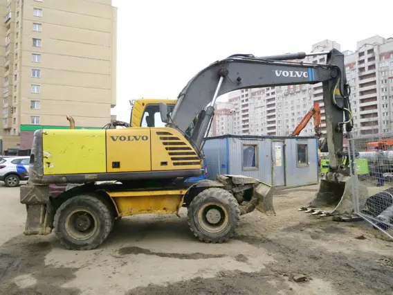 Экскаватор Volvo EW 180 B 2007 года б/у