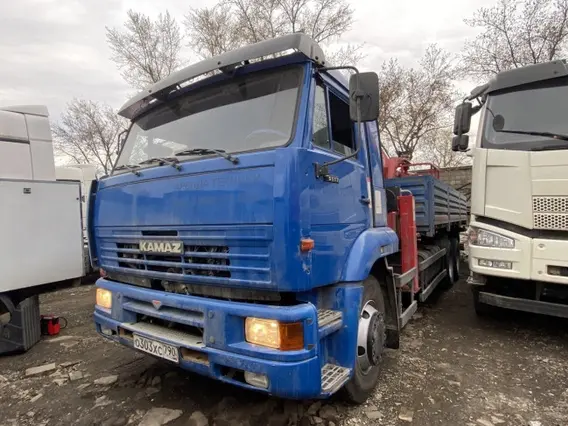 Бортовой с КМУ КАМАЗ 65117 2022 года б/у
