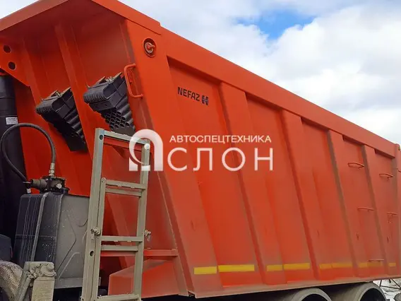 Самосвал Камаз 6520  новый
