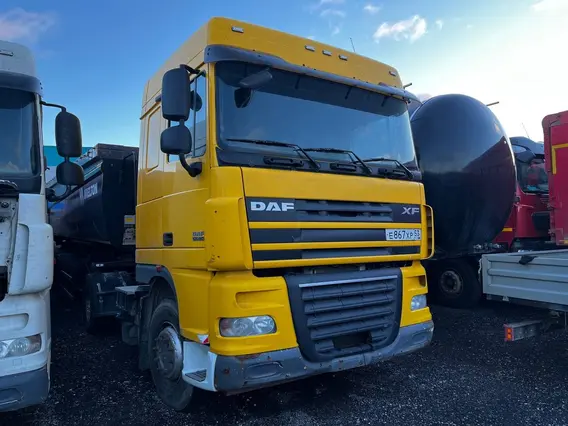 Седельный тягач DAF XF 2017 года б/у