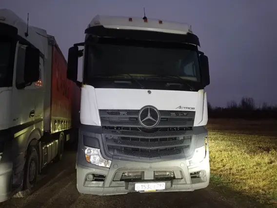 Седельный тягач Mercedes-Benz Actros 2022 года б/у фото 3