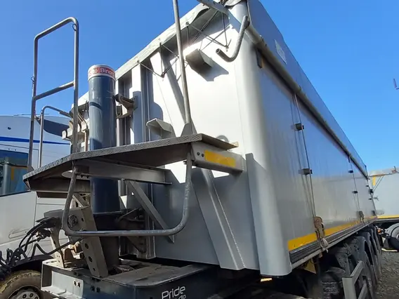 Специальный полуприцеп BODEX KIS 4WA1 2023 года б/у фото 3