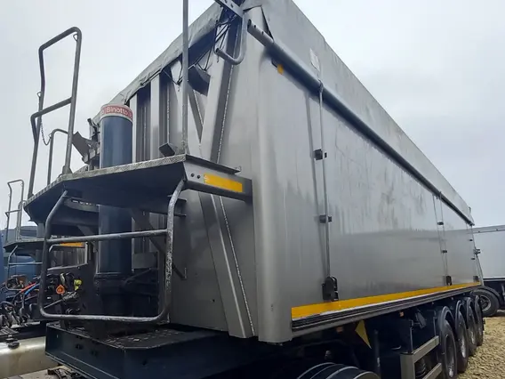 Полуприцеп самосвальный BODEX KIS 4WA1 2023 года б/у фото 4