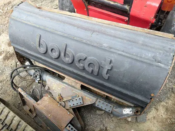 Щетка дорожная Bobcat 182 см 2011 года б/у