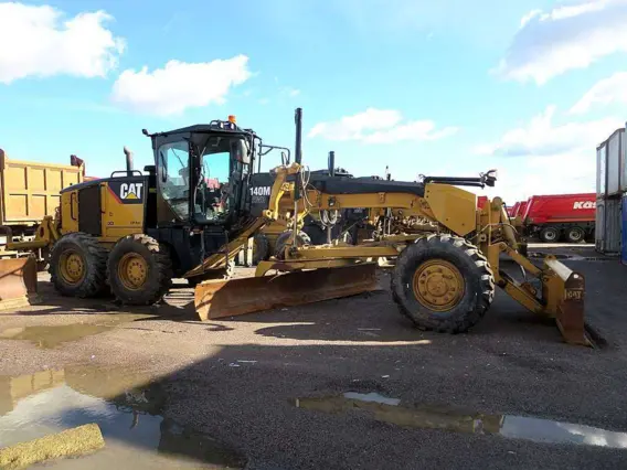 Грейдер Caterpillar 140M AWD 2014 года б/у
