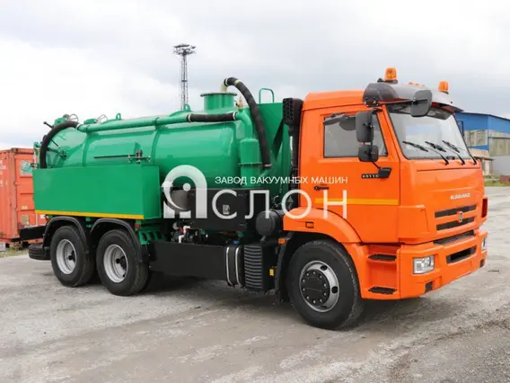 Вакуумная автоцистерна Hyundai R220 б/у