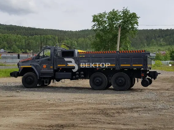 Техника для нефтедобычи Урал Next Локомобиль 2025 года новый фото 6