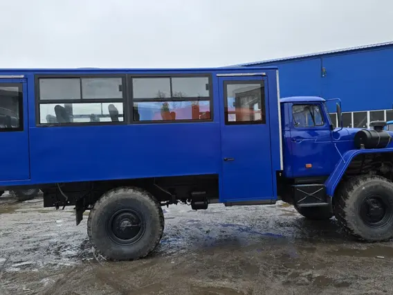 Вахтовый автобус Урал 3255-0013-61 2015 года б/у
