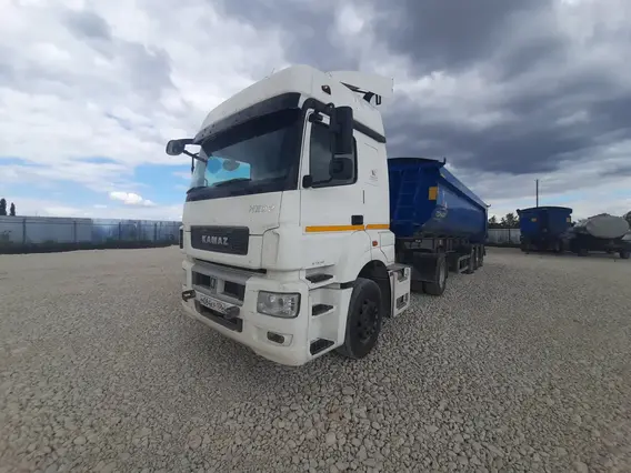 Седельный тягач Камаз 5490 2021 года б/у фото 4
