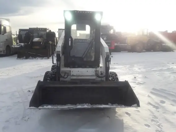 Фронтальный погрузчик CAT 232D3 2024 года б/у