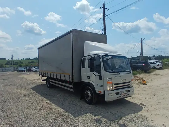 Бортовой грузовик JAC N120 2022 года б/у