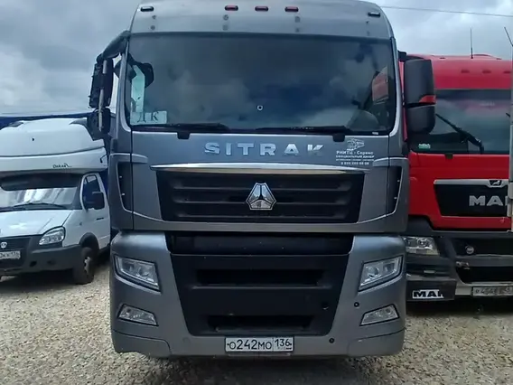 Седельный тягач SITRAK c7h 2023 года б/у фото 3
