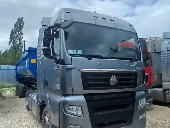 Седельный тягач SITRAK c7h 2023 года б/у