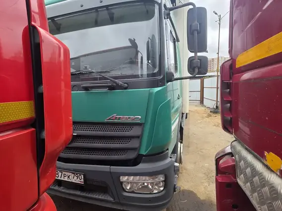 Изотермический фургон Mercedes-Benz Atego 2016 года б/у фото 2