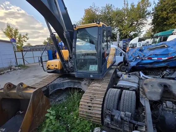 Экскаватор HYUNDAI R225LVS 2022 года б/у фото 7