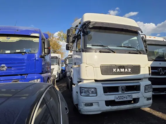 Седельный тягач Камаз 5490 2021 года б/у