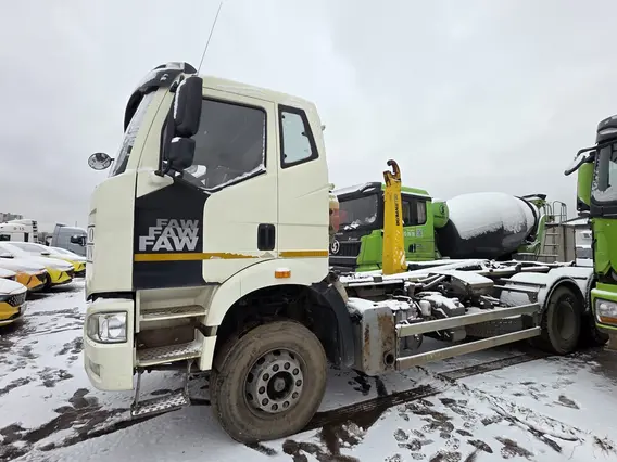 Мусоровоз FAW J6 2023 года б/у фото 4