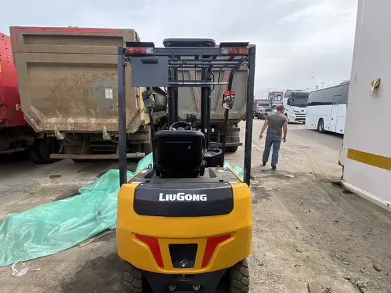 Электропогрузчик вилочный LIUGONG CLGA25-S 2024 года б/у фото 3
