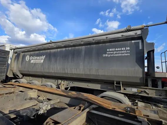 Самосвальный полуприцеп Grunwald 9453 2023 года б/у фото 8