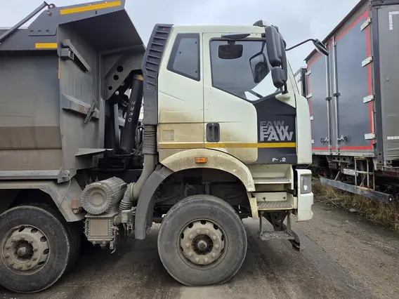 Самосвал FAW J6 2022 года б/у фото 8