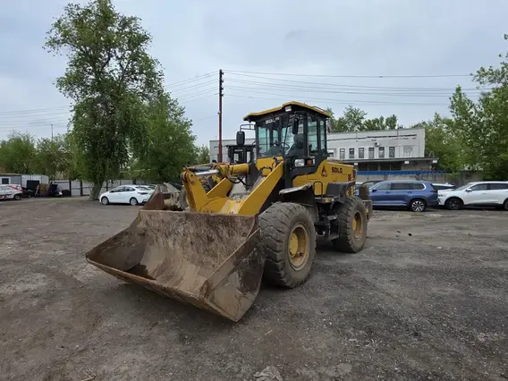 Фронтальный погрузчик SDLG LG933L 2022 года б/у фото 4