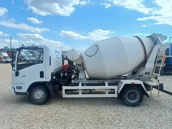 Бетоносмеситель ISUZU Elf 2024 года б/у фото 5