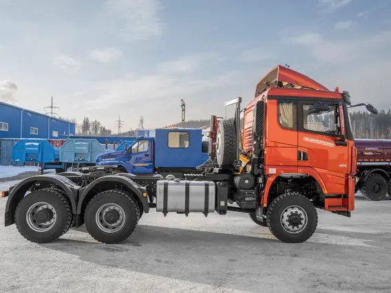 Тягач Shacman SX42586V385 2025 года новый фото 4