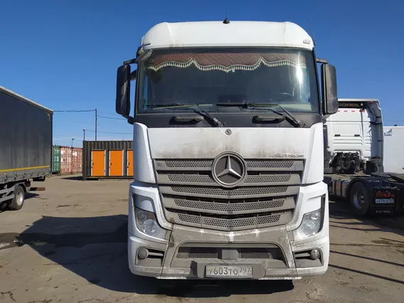 Седельный тягач Mercedes-Benz Actros 2023 года б/у фото 2