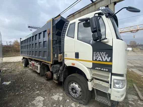 Самосвал FAW J6 2023 года б/у