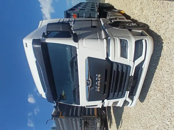 Седельный тягач MAN TGX 2022 года б/у фото 6