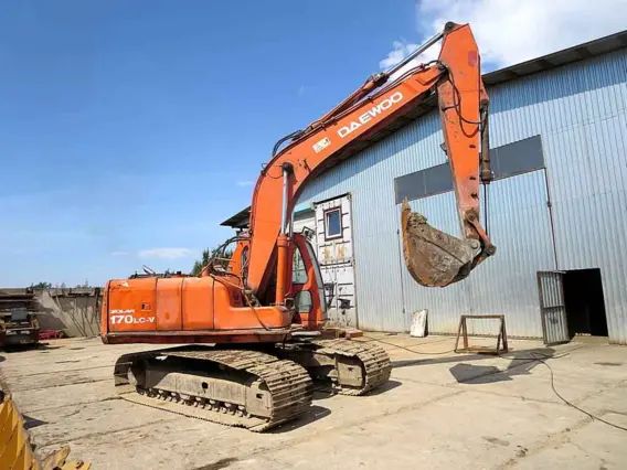 Экскаватор Doosan Solar 170LC - V 2000 года б/у фото 2