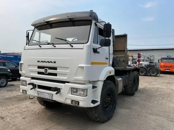 Лесовоз Камаз 43118 2018 года б/у фото 3