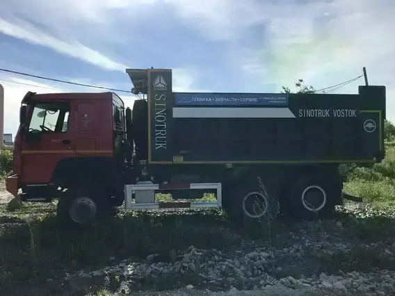 Самосвал Howo HW76 2022 года б/у фото 4