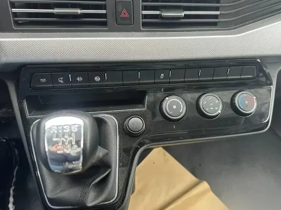 Автофургон Цельнометаллический Dongfeng K32 2024 года новый фото 6