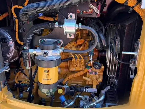 Мини-экскаватор CAT 303C CR 2026 года новый фото 22