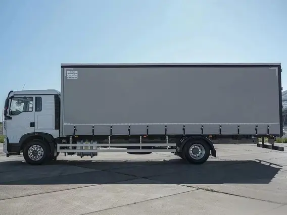 Тентованный грузовик 26 м³ Howo T5G 2024 года новый фото 5