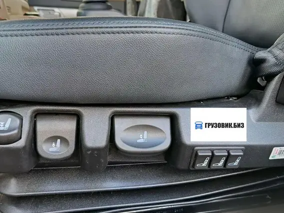 Тентованный грузовик 26 м³ Howo T5G 2026 года новый фото 12