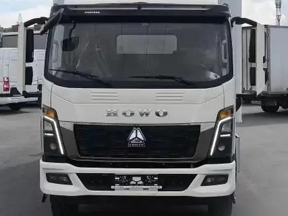 Изотермический фургон 33 м³ Центртранстехмаш на Howo G2W 2025 года новый