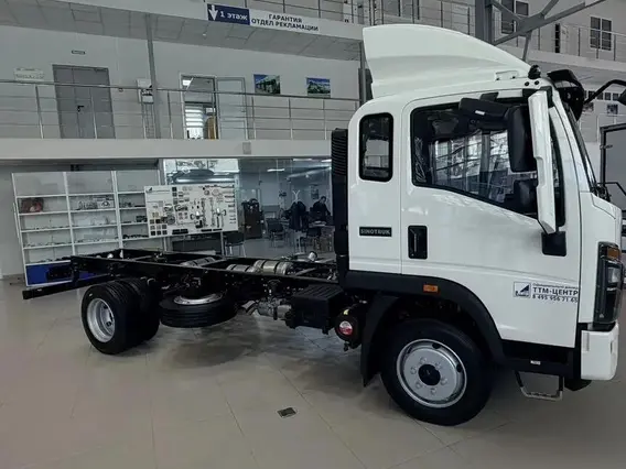 Изотермический фургон 33 м³ Центртранстехмаш на Howo G2W 2025 года новый фото 3