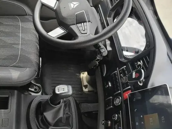 Изотермический фургон Центртранстехмаш на Howo G2W 2026 года новый фото 15