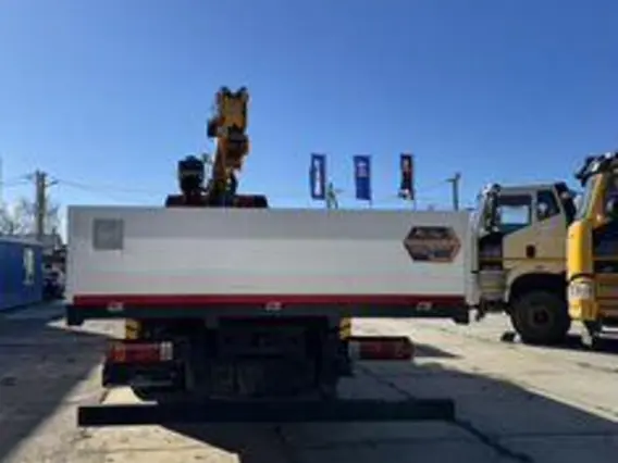 Манипулятор-самопогрузчик FAW J6P CA3250 XCMG SQS300RU-5 2025 года новый фото 6