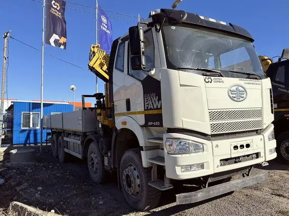 Манипулятор-самопогрузчик FAW CA3310 XCMG SQZ200-4 2025 года новый фото 3