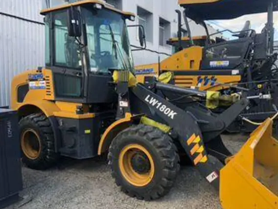 Фронтальный погрузчик XCMG LW180K 2026 года новый фото 6