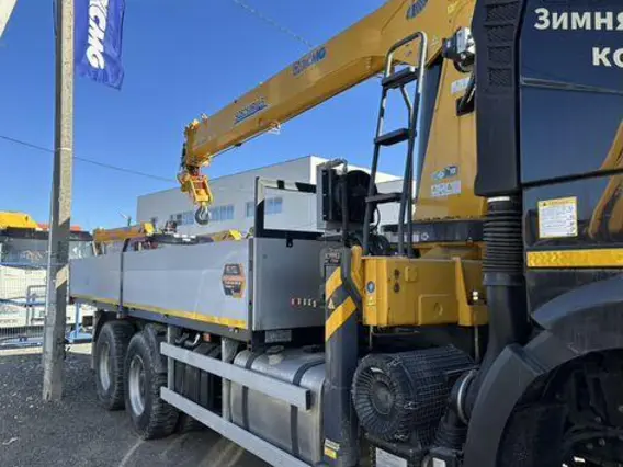 Манипулятор-самопогрузчик FAW J6P CA3250 XCMG SQS250RU-5 2026 года новый фото 5