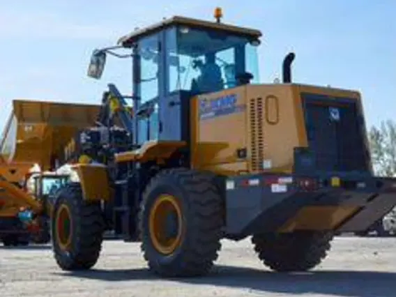 Фронтальный погрузчик XCMG LW330RU 2026 года новый фото 2