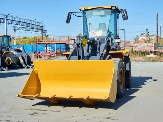 Фронтальный погрузчик XCMG LW330RU 2025 года новый фото 3