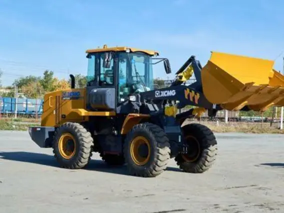 Фронтальный погрузчик XCMG LW330RU 2026 года новый фото 4